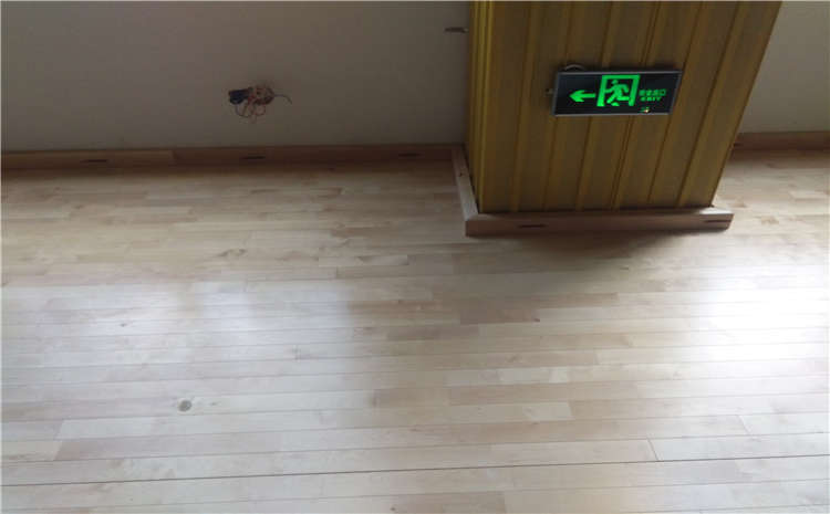 體育籃球館木地板定制供應商