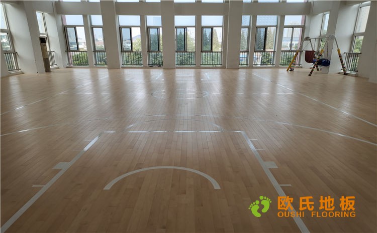 實(shí)驗(yàn)幼兒園籃球館木地板